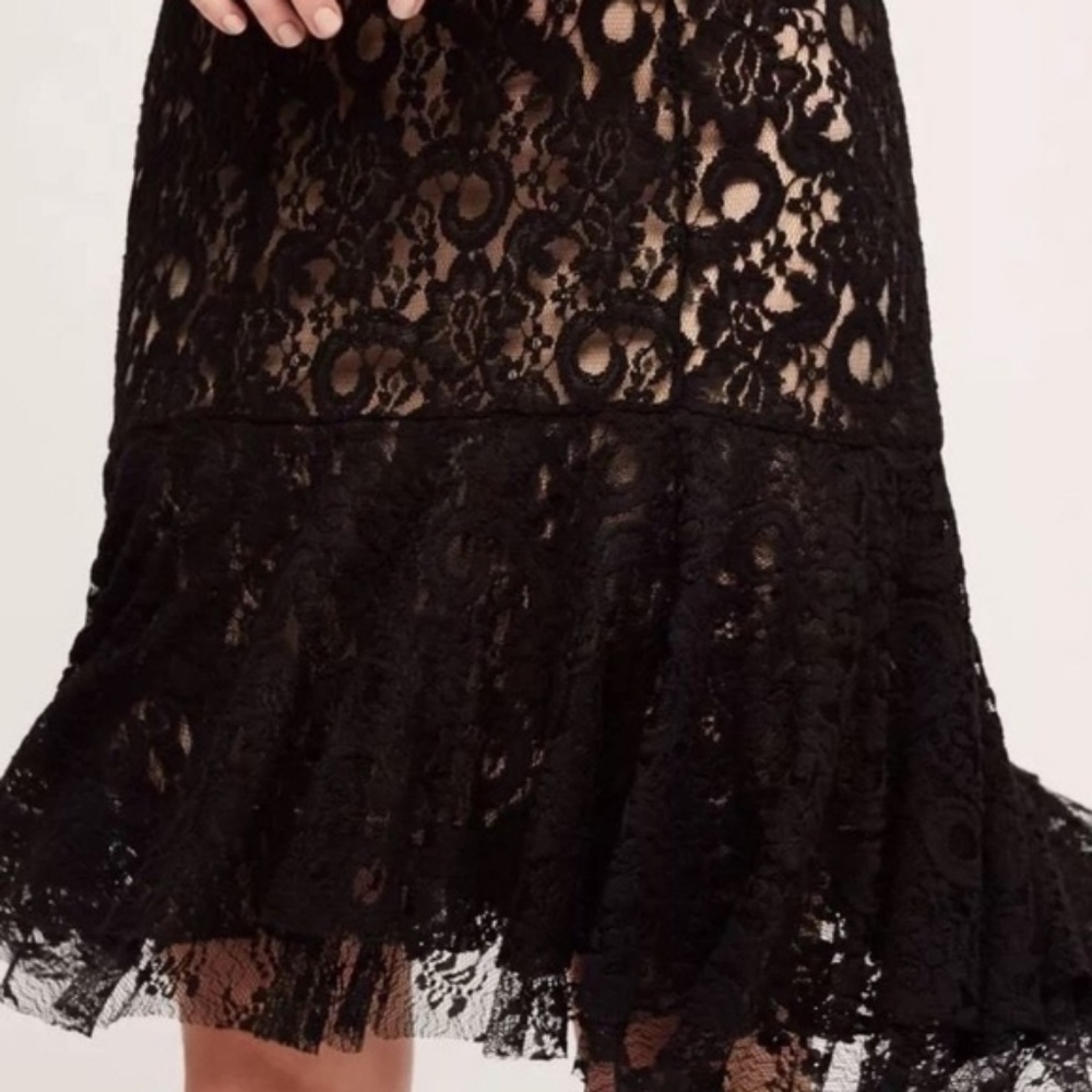 Anthro Cotrena Flounced Dress Lace Midi Trumpet - Picture 3 of 6